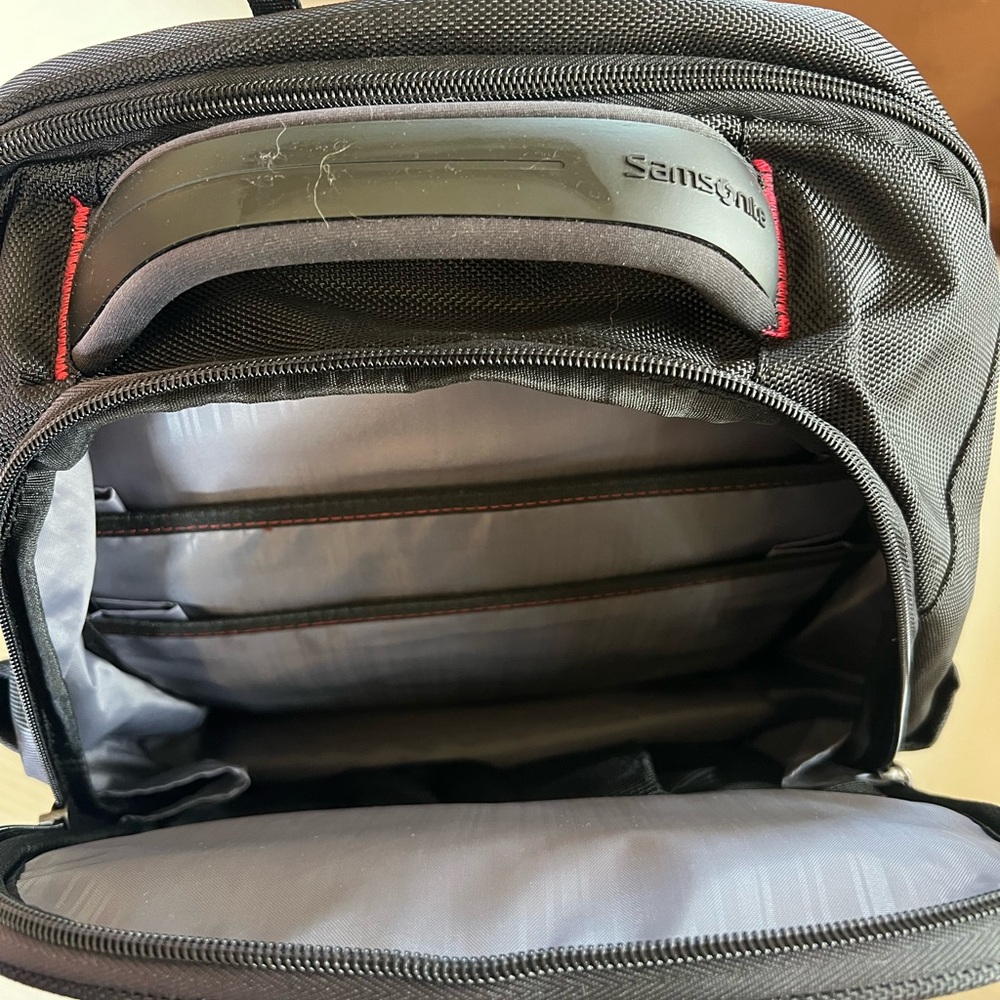 Samsonite Black Backpack With Orange Accents - image 4